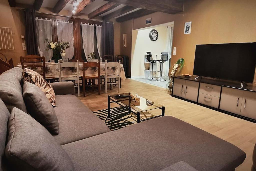 Grand Gite - Le Saint-Chrirtophe Châteauroux Dış mekan fotoğraf